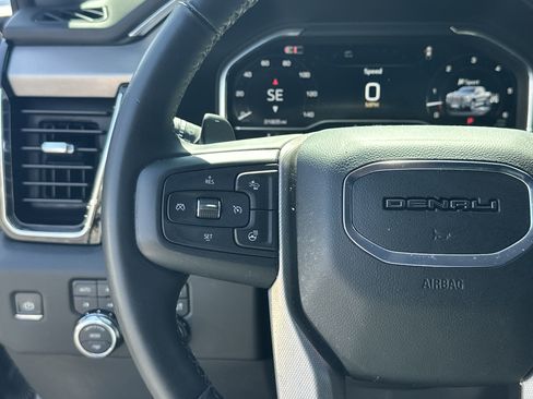 Used 2025 GMC Sierra 1500 Denali w/ Denali Reserve Package AWD/4WD image 25
