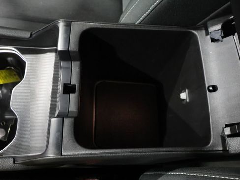 Used 2025 Jeep Grand Cherokee Laredo w/ Luxury Tech Group I image 28