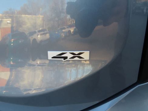 Used 2024 Kia Telluride SX Prestige image 8