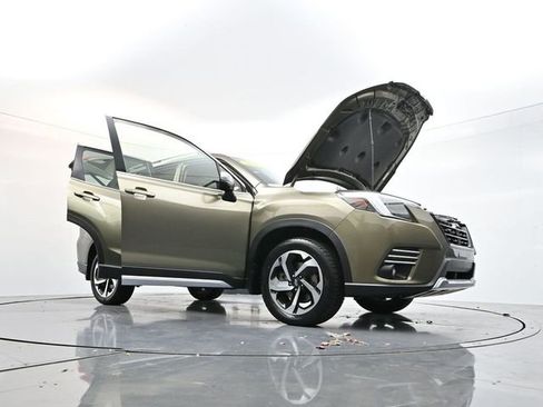 Used 2023 Subaru Forester Touring w/ Popular Package #2 image 36