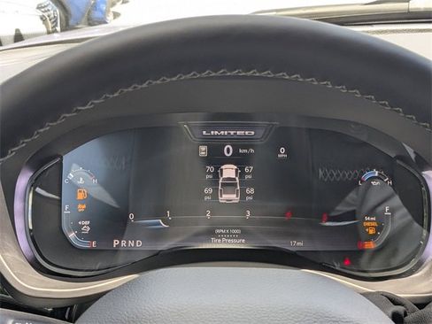 New 2025 RAM 2500 Limited image 28