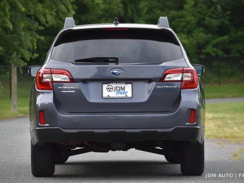 Used 2016 Subaru Outback 2.5i Premium AWD/4WD image 6