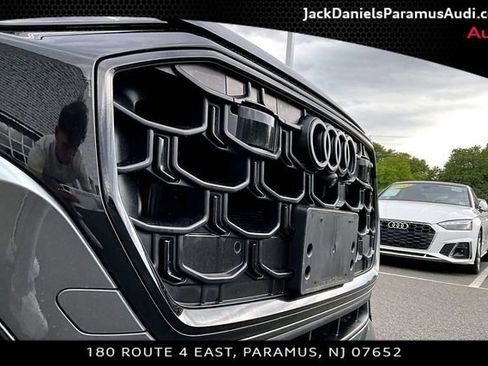 Used 2024 Audi SQ8 Prestige w/ Prestige Package AWD/4WD image 20