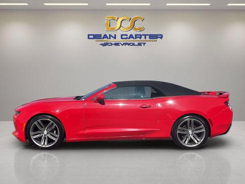 Used 2017 Chevrolet Camaro LT RWD image 2