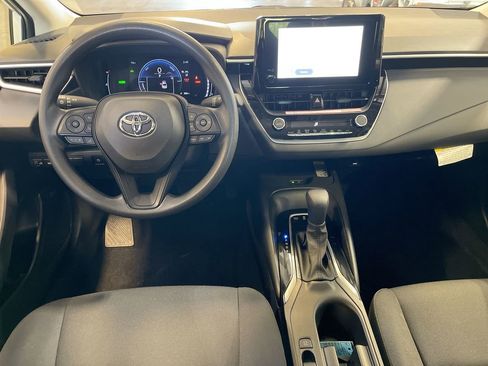 Used 2026 Toyota Corolla LE w/ LE Premium Package AWD/4WD image 9