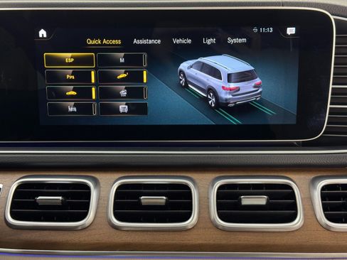 Used 2022 Mercedes-Benz GLS 450 4MATIC image 32