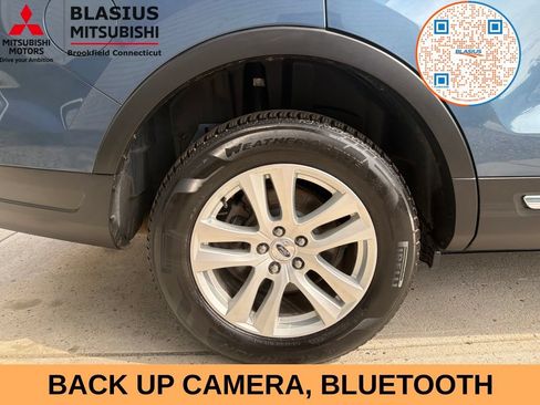 Used 2018 Ford Explorer XLT w/ Equipment Group 202A AWD/4WD image 6