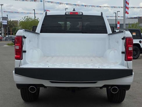 Used 2026 RAM 1500 4x4 Crew Cab image 23