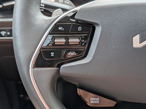 Certified 2024 Kia Niro EX w/ EX Cold Weather Package FWD image 31