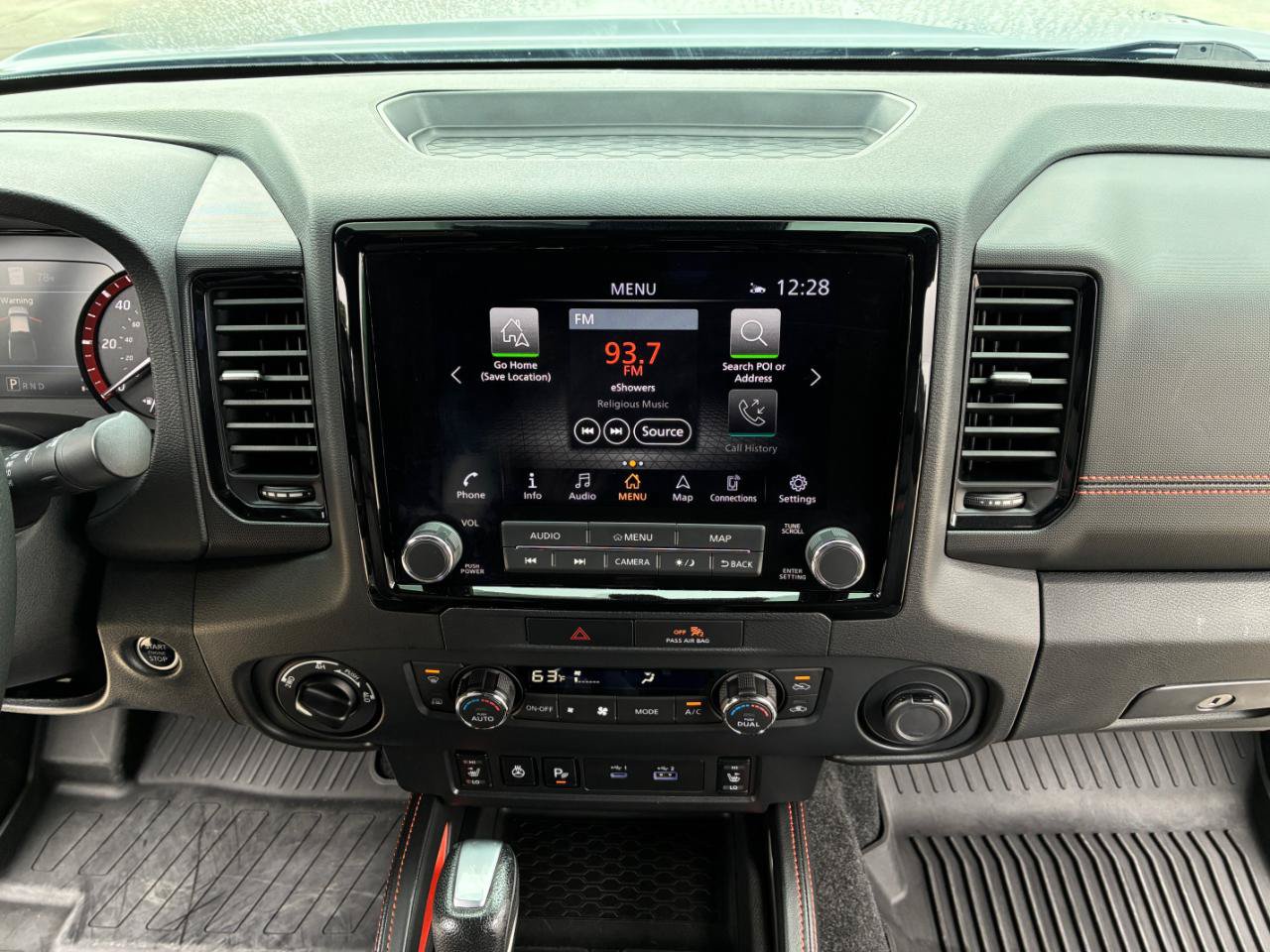 Used 2023 Nissan Frontier PRO-4X w/ Pro-4X Premium Package AWD/4WD image 19