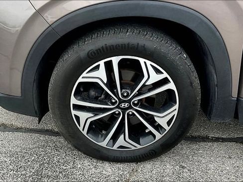 Used 2019 Hyundai Santa Fe Limited w/ Cargo Package image 34