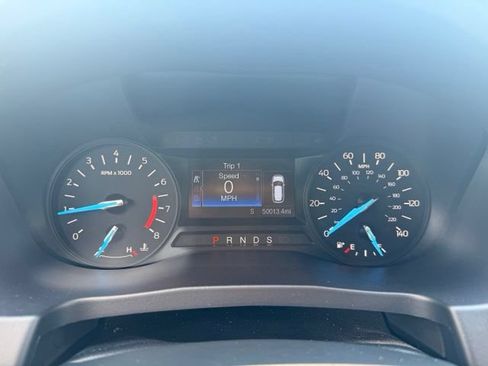 Used 2019 Ford Explorer XLT AWD/4WD image 27