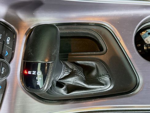 Used 2018 Dodge Challenger SXT w/ Blacktop Package image 20