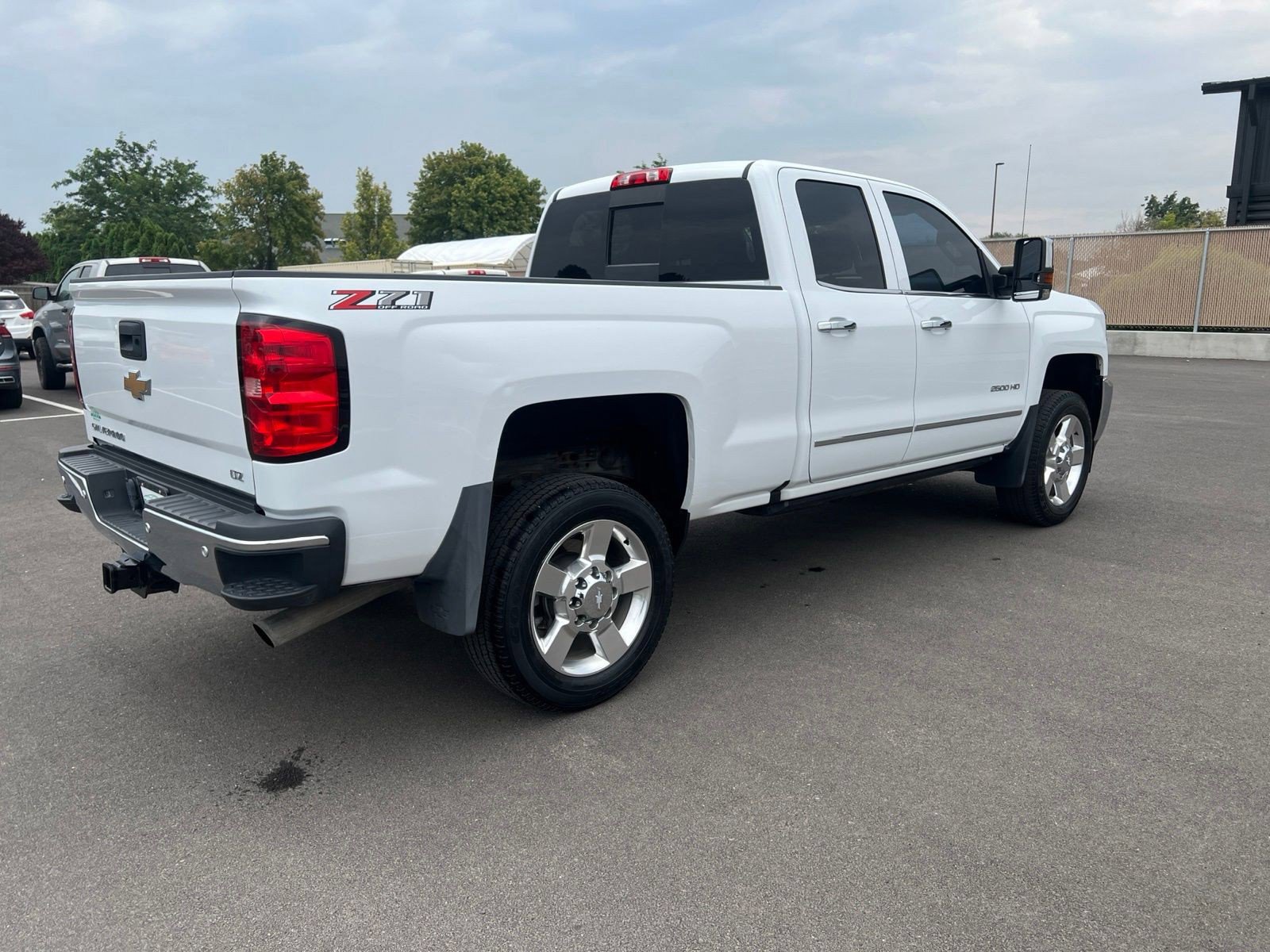 Used 2018 Chevrolet Silverado 2500 LTZ w/ Vortec Plus Package AWD/4WD image 3