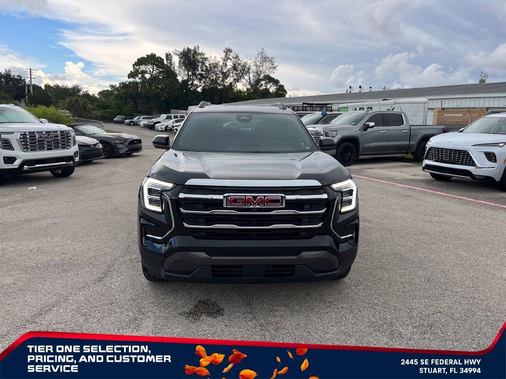 New 2027 GMC Terrain Elevation w/ Elevation Premium Package FWD image 3