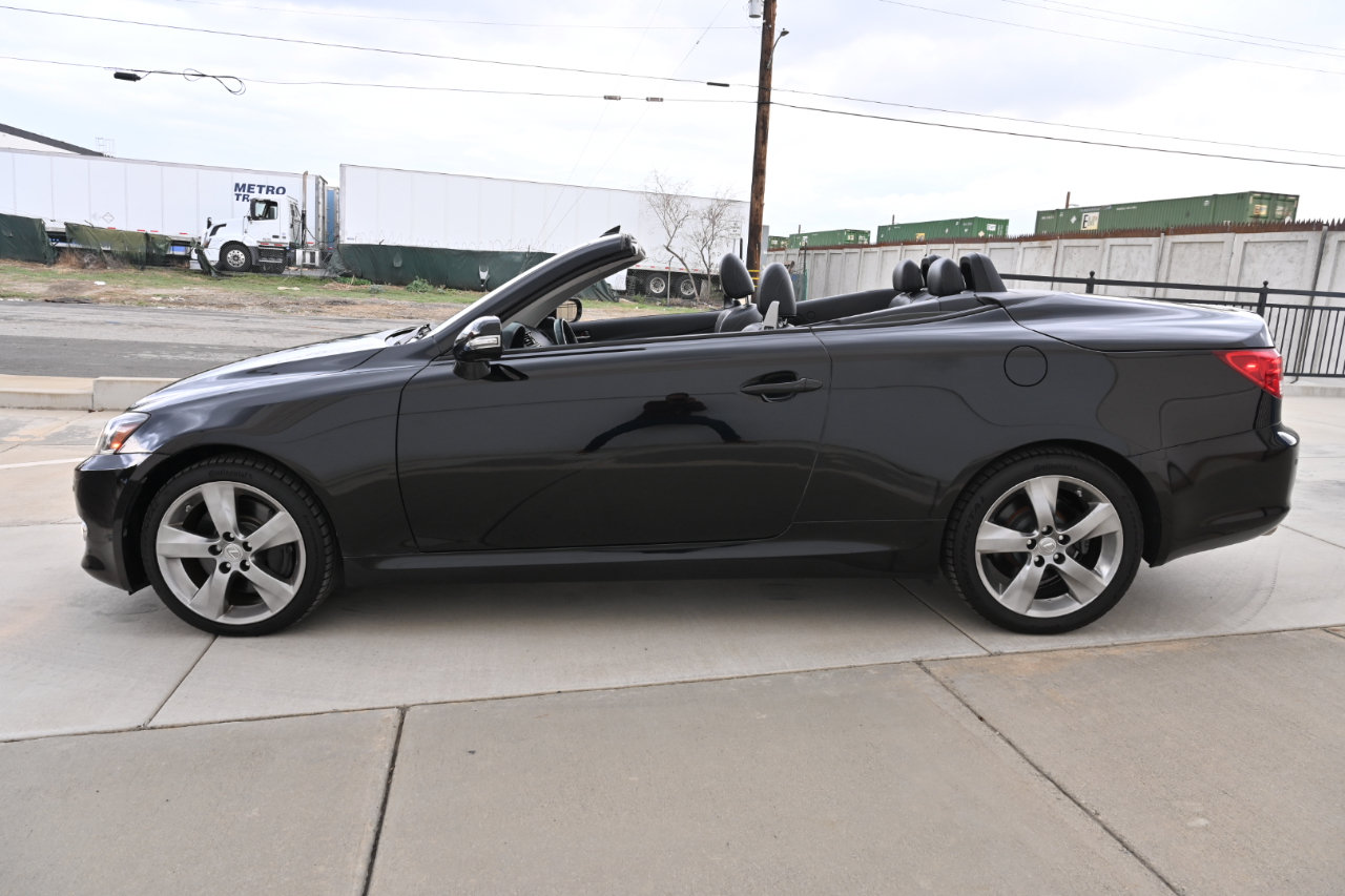 Used 2012 Lexus IS 350C w/ Luxury Pkg RWD image 5