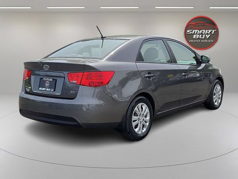 Used 2013 Kia Forte EX w/ Fuel Economy Pkg FWD image 5