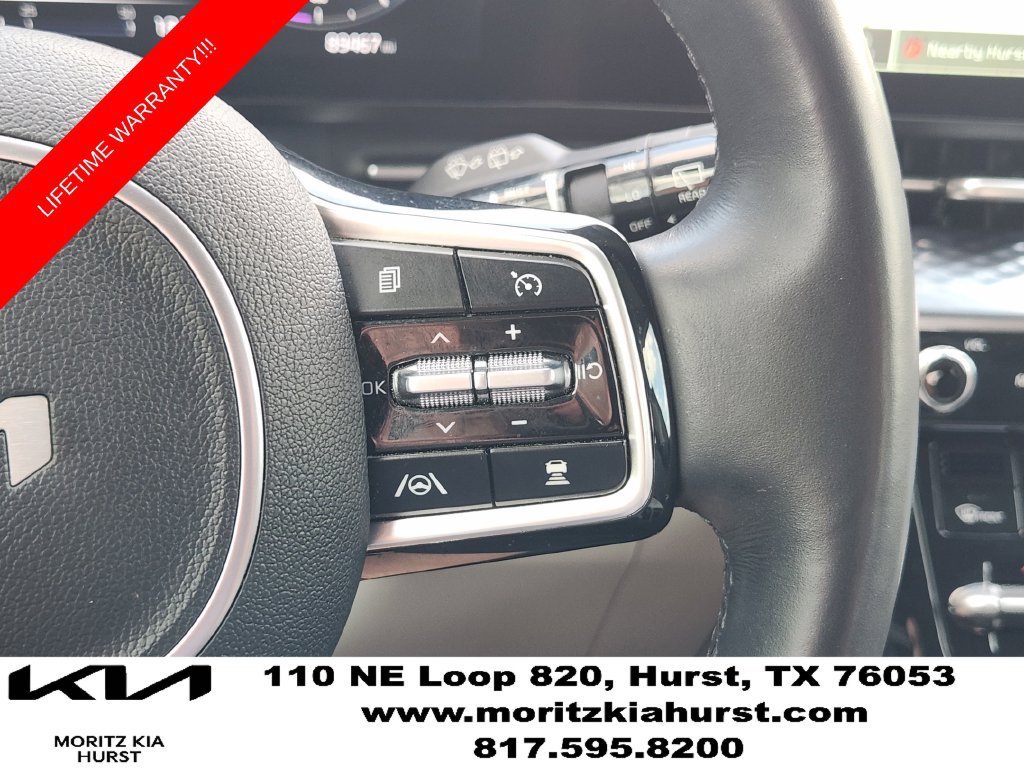 Used 2023 Kia Carnival SX Prestige FWD image 28