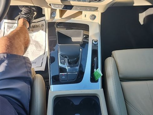 Used 2025 Audi Q5 2.0T Premium Plus image 36