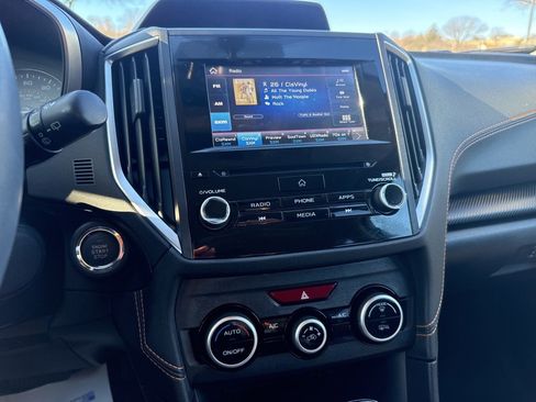 Certified 2022 Subaru Crosstrek 2.0i Premium w/ Moonroof Package image 16