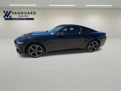 Used 2024 Ford Mustang Coupe image 5