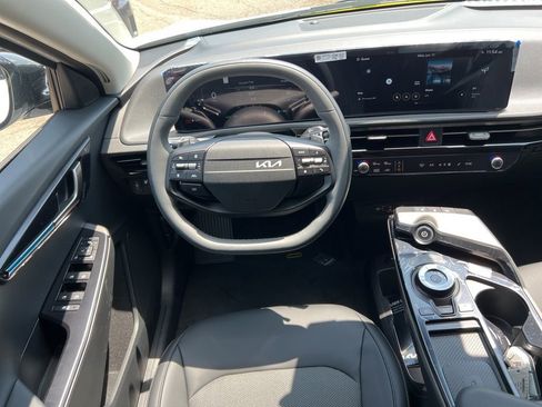 New 2025 Kia EV6 Light image 10