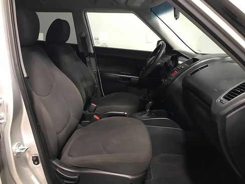 Used 2012 Kia Soul 4d Hatchback Base Auto image 14