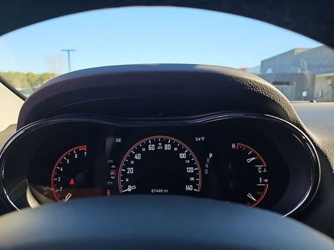 Used 2019 Dodge Durango GT image 25
