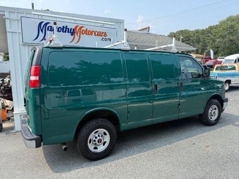 Used 2018 GMC Savana 3500 w/ Driver Convenience Package RWD image 3