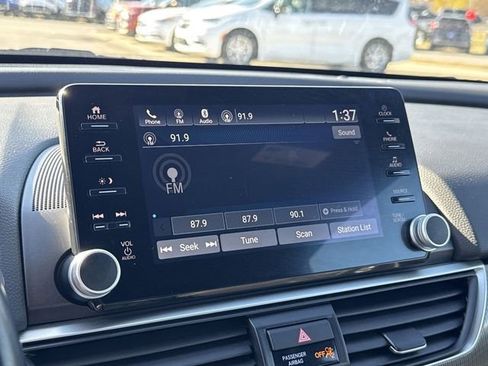 Used 2022 Honda Accord Sport image 18