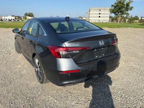 Used 2024 Honda Civic Touring image 9