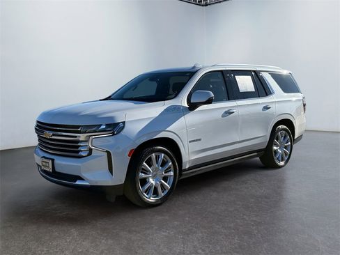 Used 2024 Chevrolet Tahoe High Country w/ Advanced Technology Package image 7