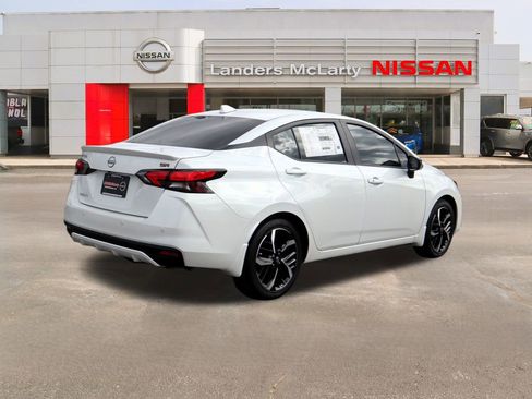 New 2025 Nissan Versa SR w/ Trunk Package image 3