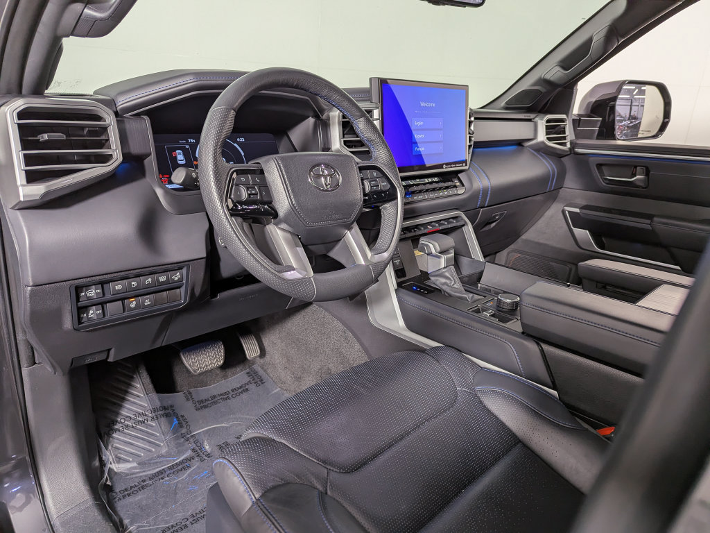 Used 2024 Toyota Sequoia Platinum AWD/4WD image 16