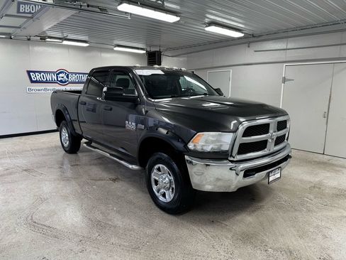 Used 2016 RAM 2500 Tradesman w/ Chrome Appearance Group image 9