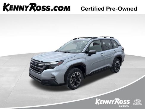 Used 2025 Subaru Forester Premium image 1
