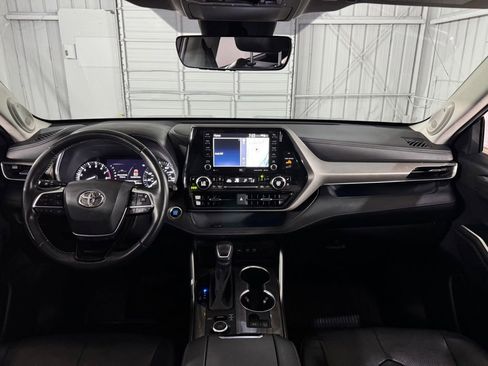 Used 2020 Toyota Highlander Limited AWD/4WD image 24