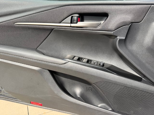 Used 2026 Toyota Camry LE w/ Convenience Package FWD image 18