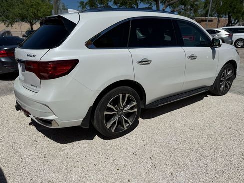 Used 2020 Acura MDX SH-AWD w/ Advance Package image 3