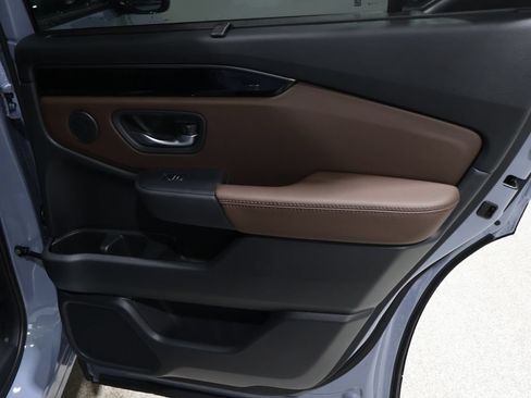 New 2026 Honda Pilot TrailSport image 17