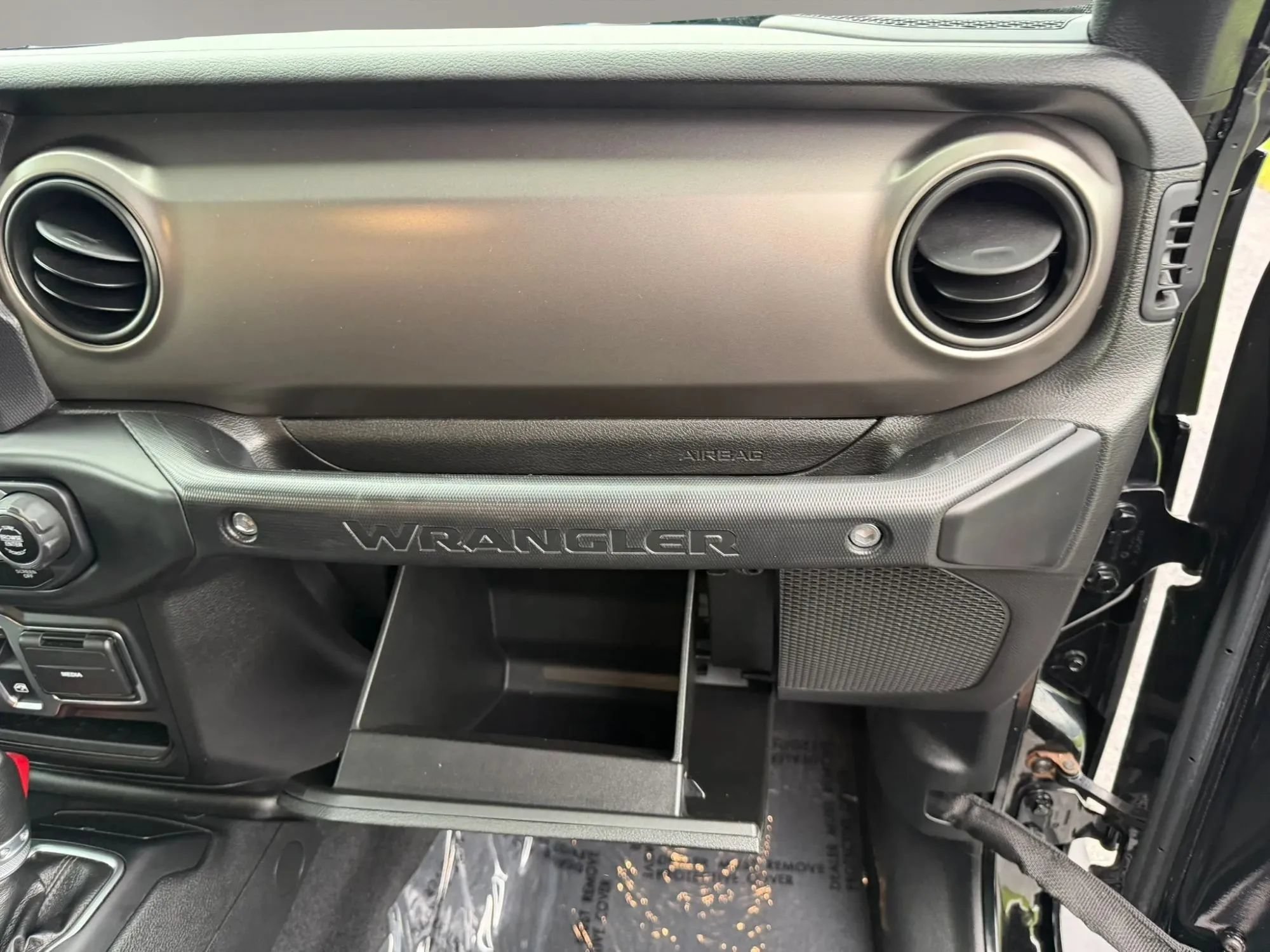 Used 2020 Jeep Wrangler Sport AWD/4WD image 47