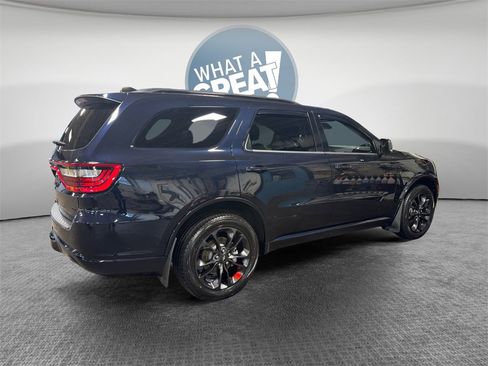 Used 2024 Dodge Durango GT image 3