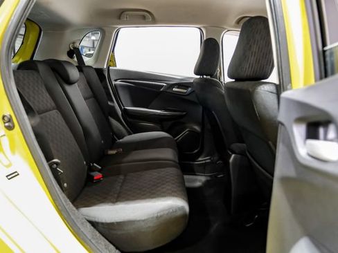 Used 2015 Honda Fit LX image 39