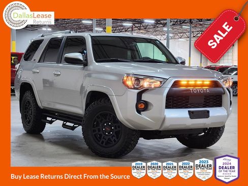 Used 2021 Toyota 4Runner SR5 image 1