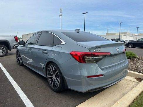 Used 2024 Honda Civic Touring image 6