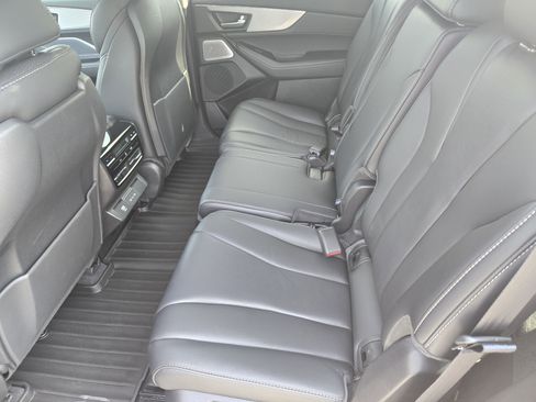 Certified 2025 Acura MDX w/ Technology Package image 38