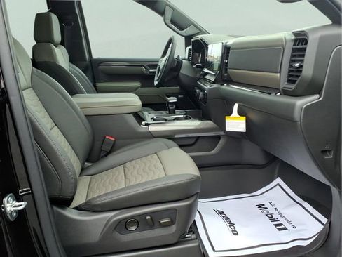 New 2026 Chevrolet Silverado 1500 ZR2 w/ LPO, Dark Essentials Package AWD/4WD image 21