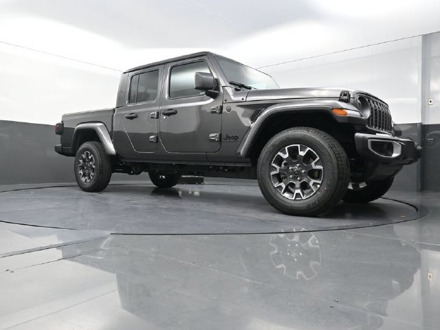 New 2026 Jeep Gladiator Sport AWD/4WD image 18