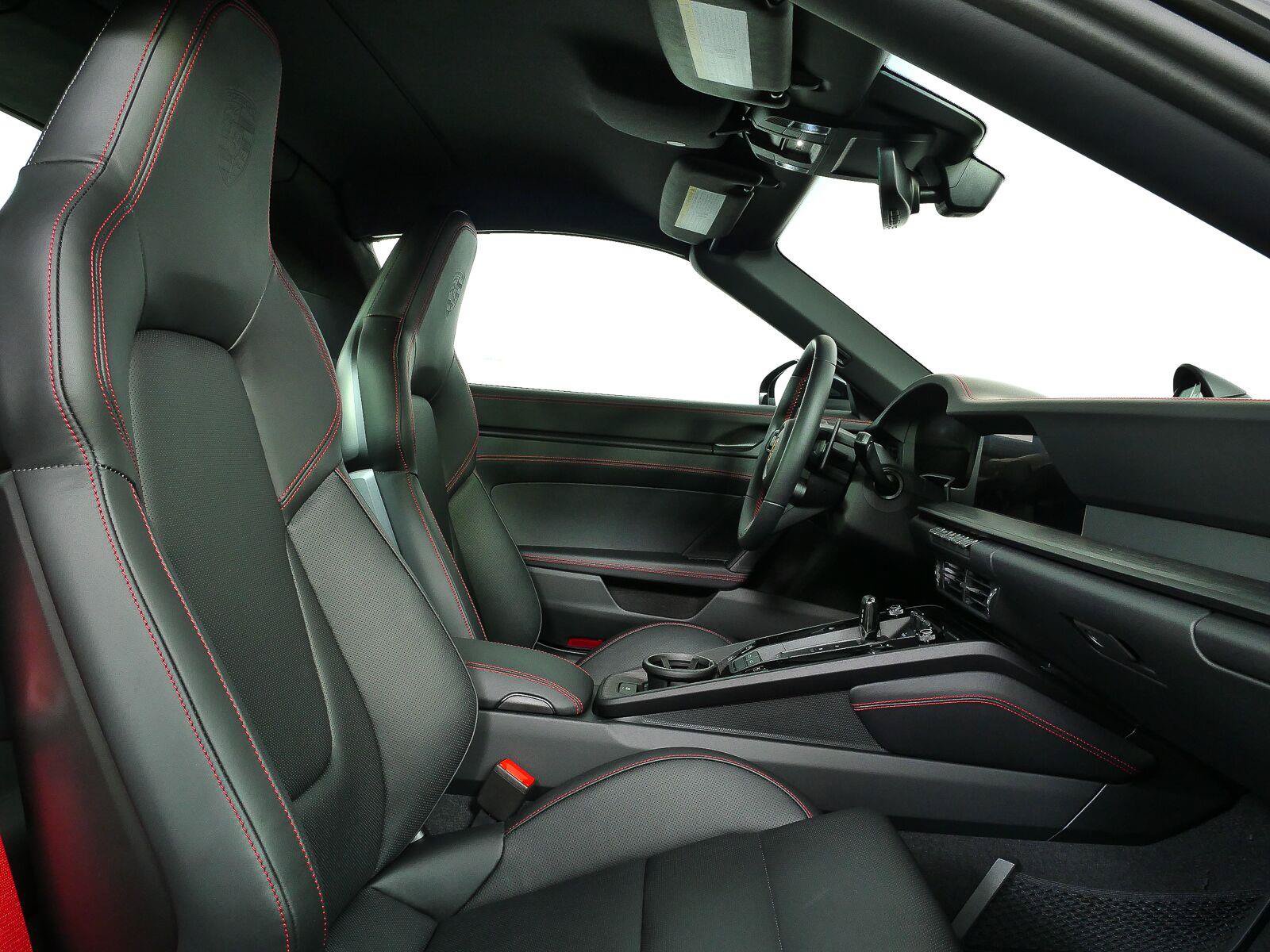 Certified 2026 Porsche 911 Targa 4 GTS AWD/4WD image 20