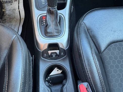 Used 2020 Jeep Compass Latitude image 10